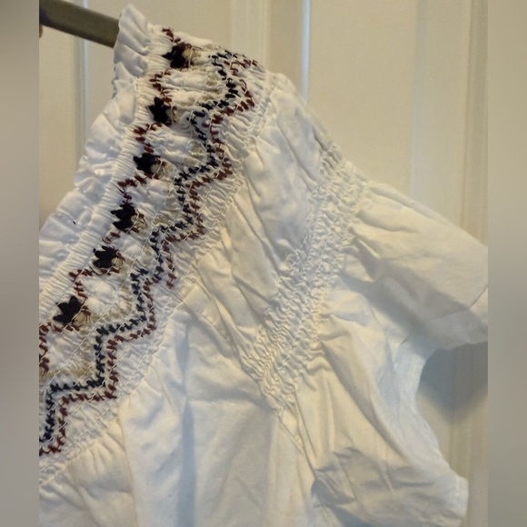 Old Navy White Smocked Ruffled Blouse NWT Large off the shoulder boho bohemian - Picture 5 of 8